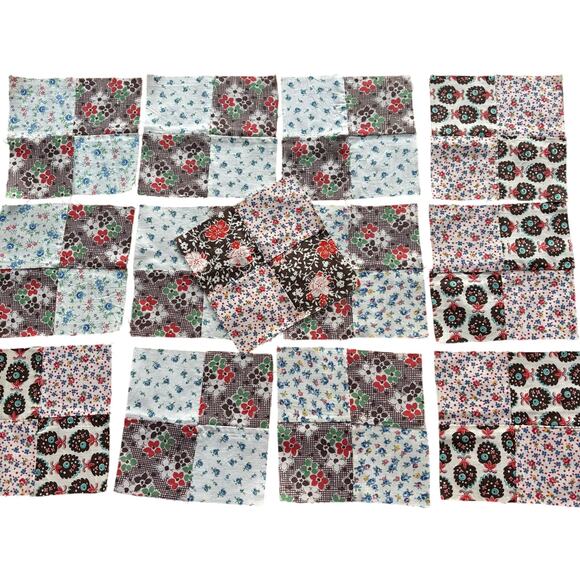 Hand Sewn Patchwork quilt squares or blocks a lot of 13 1940's vintage cotton - Picture 1 of 8